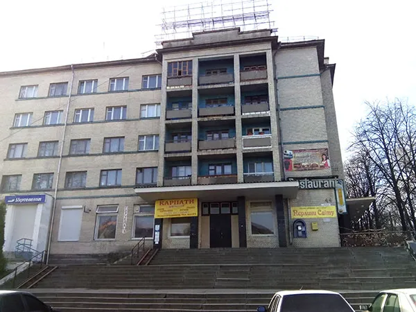 Готель Жовтневий