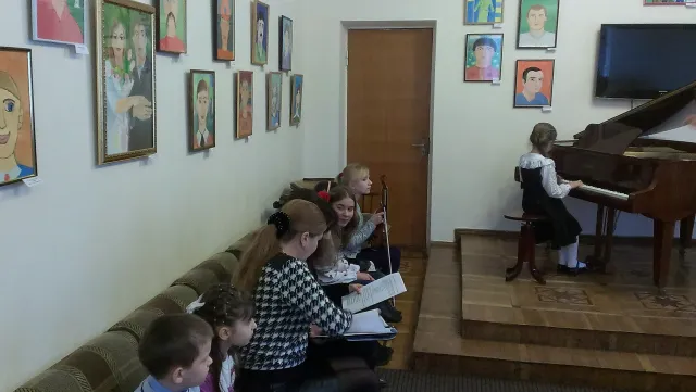 Хмельницька дитяча школа мистецтв «РАЙДУГА» — фото 3
