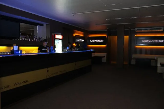 MODA BAR нічний клуб — фото 4