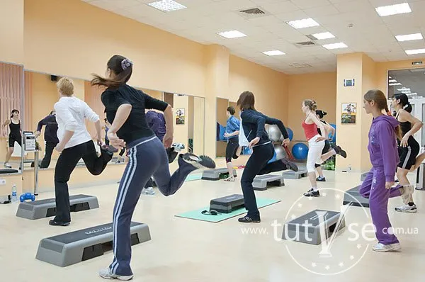 Фітнес-клуб "FitCurves" — фото 2