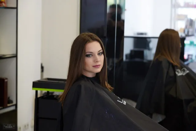 Салон краси Jolie Hair Studio — фото 1