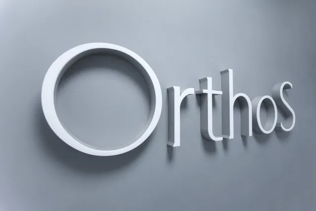 Impress, ортодонтична клініка (колишня «OrthoS») — фото 1