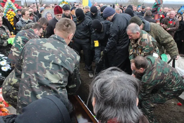 У Кам’янець-Подільському, в останню путь провели Анатолія Корнєєва (Фоторепортаж) — фото 6