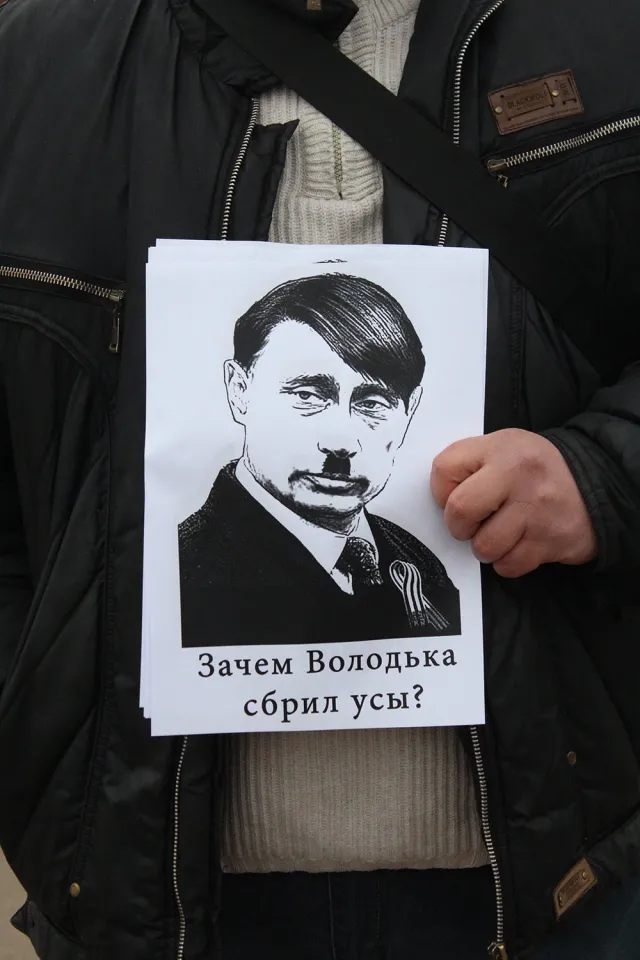 Хмельничани порівняли Путіна із дияволом (Фоторепортаж) + (Відео) — фото 5