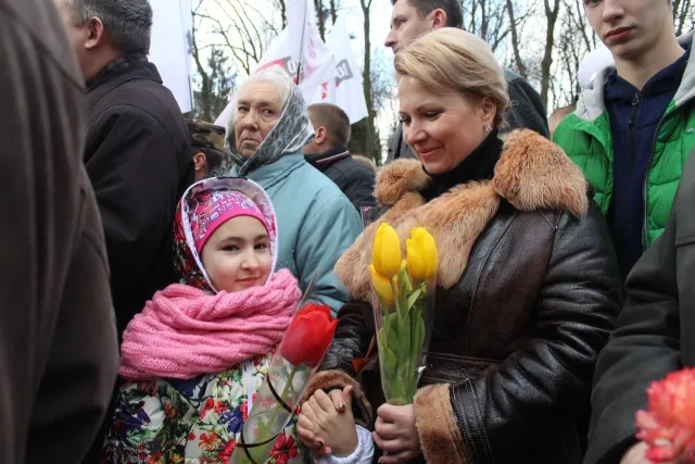 У Хмельницькому вшанували Т. Шевченка (Фоторепортаж) — фото 1
