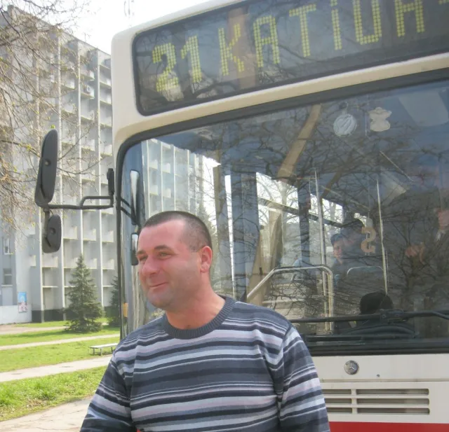 У Хмельницькому, водії вітали працівників ДАІ з професійним святом (Фоторепортаж) + (Відео) — фото 1