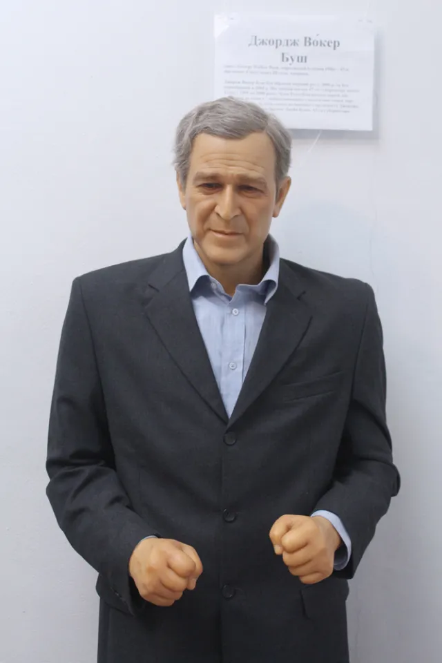 У Хмельницькому можна побачити Путіна, Фантомаса та Гаррі Поттера (Фоторепортаж) — фото 2
