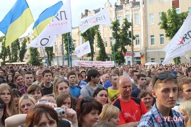 У Хмельницькому Ляшко пригрозив Путіну вилами (Фоторепортаж) + (Відео) — фото 3