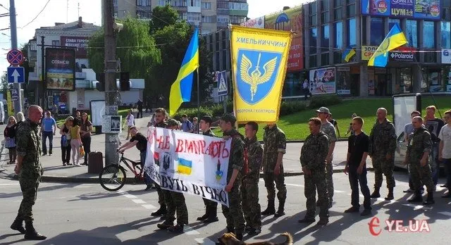 Хмельницька Самооборона вшанувала загиблих героїв Майдану (Фоторепортаж) + (Відео) — фото 2