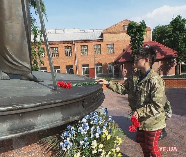 Хмельницька Самооборона вшанувала загиблих героїв Майдану (Фоторепортаж) + (Відео) — фото 8