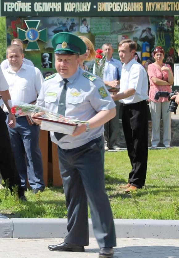 Хмельницьких прикордонників вітали теплими словами та подарунками (Фоторепортаж) — фото 6