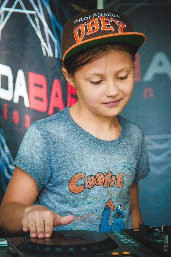 У парку ім. Т. Шевченка, діти мали можливість підібрати собі майбутню професію на будь-який смак (Фоторепортаж) — фото 5
