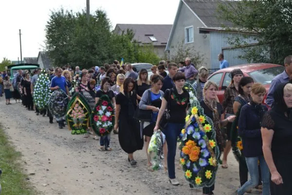 В останню путь провели героя Олександра Пасічника (Фоторепортаж) — фото 7