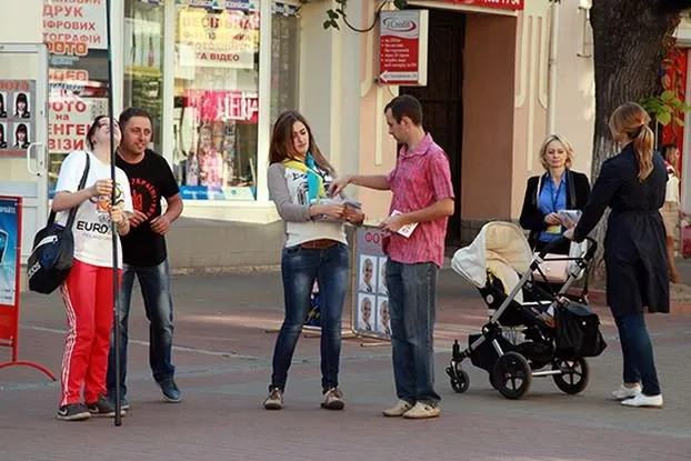 Міліцейський оркестр дав благодійний концерт в підтримку учасників АТО (Фото) — фото 3