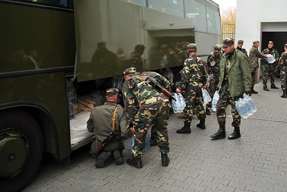 Бійці спецроти міліції «Богдан» знову вирушили відновлювати правопорядок у зоні АТО (Фоторепортаж) — фото 3