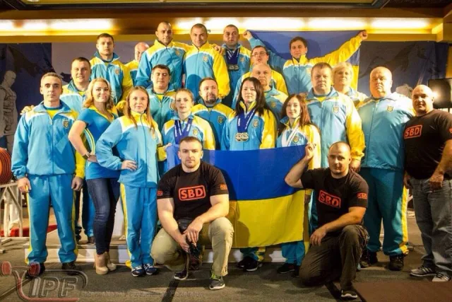 Пауерліфтери з Хмельниччини перемогли на чемпіонаті Світу в США (Фото) — фото 1