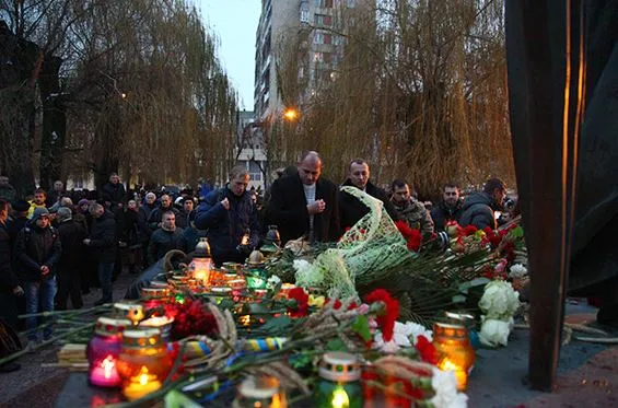 У Хмельницькому вшанували пам'ять жертв Голодомору (Фоторепортаж) — фото 8