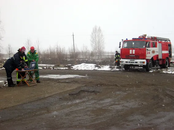 Рятувальники ліквідували умовну пожежу на потенційно-небезпечному об’єкті (Фото) — фото 2