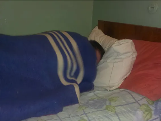 На Хмельниччині чоловіка врятували із крижаної пастки — фото 1