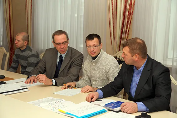 Міліцейський експеримент на Хмельниччині: позитивні результати стають очевидними (Фото) + (Відео) — фото 1