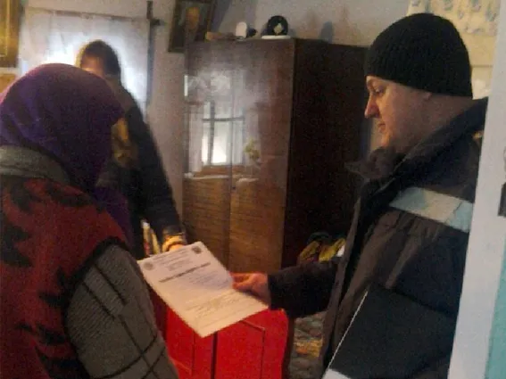 Рятувальники нагадують громадянам правила пожежної безпеки у зимовий період — фото 1