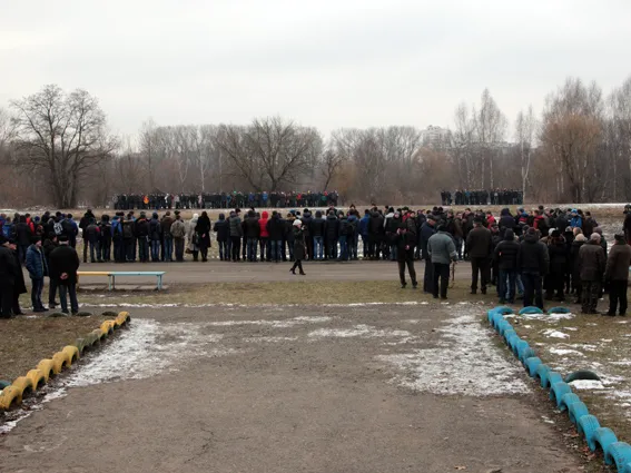 Рятувальники евакуювали майже 1000 студентів коледжу (Фото) — фото 3