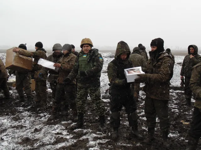 Хмельницькі волонтери повернулися із зони АТО (Фото) — фото 1