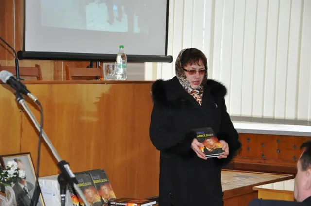 Відбулася презентація книги «Герой нової доби» — фото 1