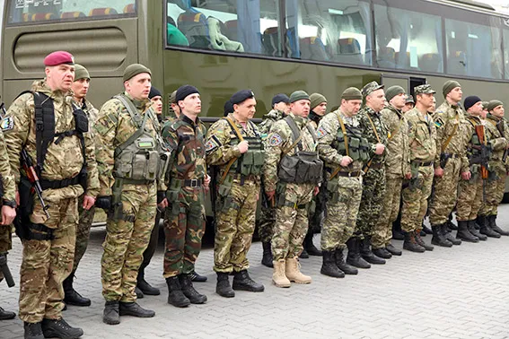 Хмельницькиі правоохоронці повернулись із зони АТО (фоторепортаж) + (відео) — фото 2
