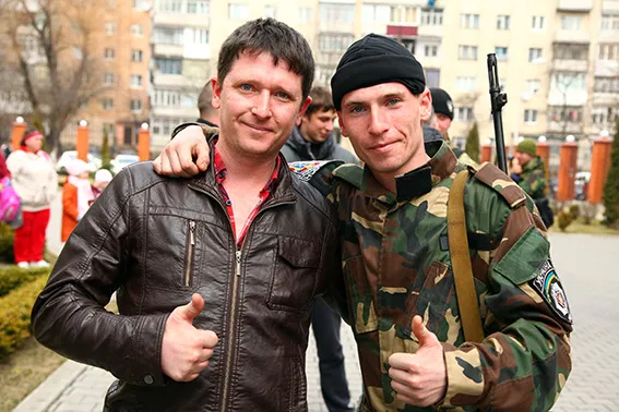 Хмельницькиі правоохоронці повернулись із зони АТО (фоторепортаж) + (відео) — фото 9