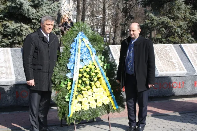 З нагоди 71-ї річниці визволення Хмельницького (фото) — фото 3