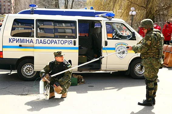 У Хмельницькому відбулися комплексні навчання по запобіганню і ліквідації можливих надзвичайних ситуацій (фото) + (відео) — фото 5