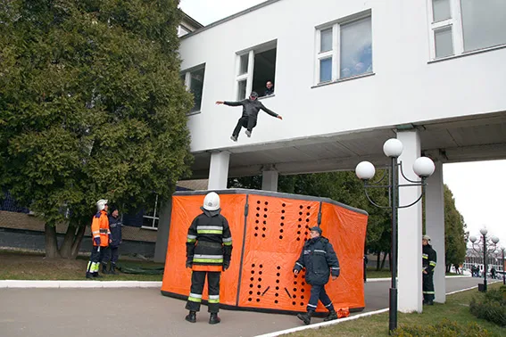 У Хмельницькому відбулися комплексні навчання по запобіганню і ліквідації можливих надзвичайних ситуацій (фото) + (відео) — фото 6