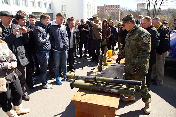 У Хмельницькому відбулися комплексні навчання по запобіганню і ліквідації можливих надзвичайних ситуацій (фото) + (відео) — фото 7
