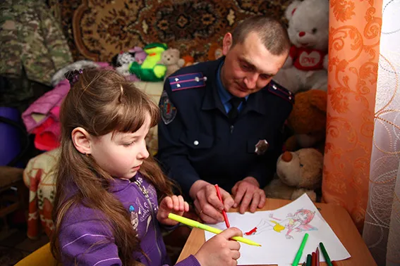 На Хмельниччині дільничні інспектори допомагають сім'ям учасників АТО (фото) + (відео) — фото 2