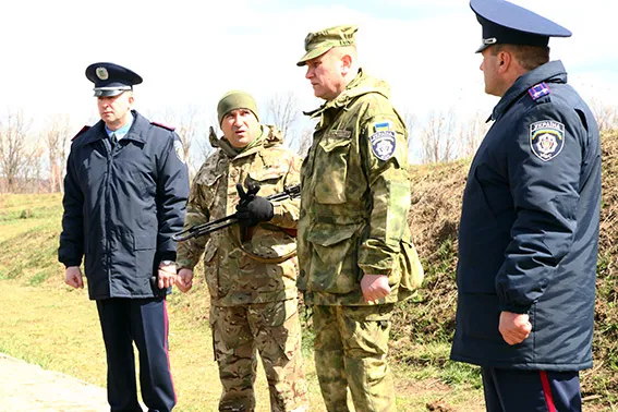 Хмельницькі правоохоронці посилено готуються до відрядження у зону АТО (фото) + (відео) — фото 3