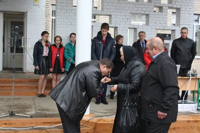 В Славуті відкрили меморіальні дошки памяті двом героям АТО (фото) — фото 14