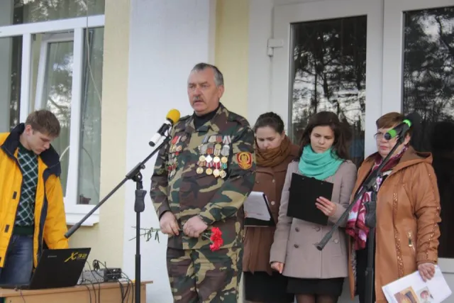 В Славуті відкрили меморіальні дошки памяті двом героям АТО (фото) — фото 17