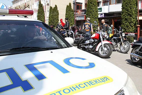 У Хмельницькому відбулось відкриття мотосезону (фото) — фото 1