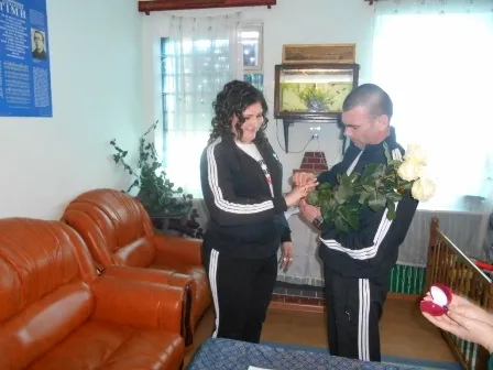 У виправній колонії в один день відбулось одразу чотири весілля (фото) — фото 2