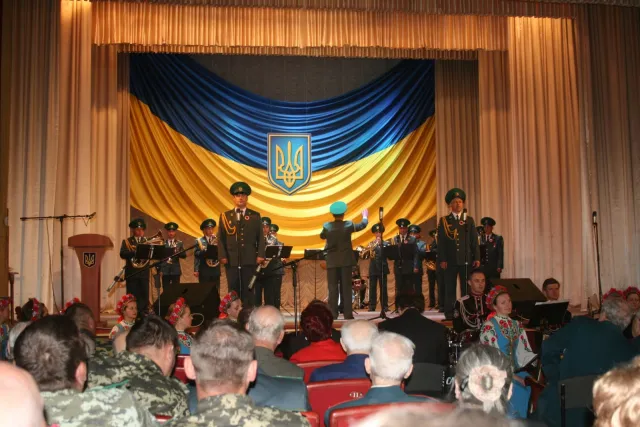 В Хмельницькому відбулася зустріч учасників військових подій Другої світової війни та учасників АТО — фото 1