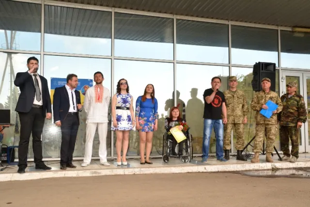 «Мистецька подільська сотня» побувала в зоні АТО (фото) — фото 2