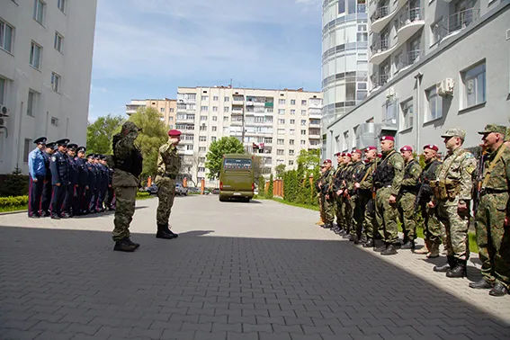 Спецпризначенці з Хмельницького вирушили в зону АТО (фоторепортаж) — фото 4
