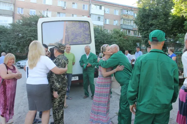 На схід України відправилась інженерно-будівельна група з Кам’янця-Подільського — фото 1
