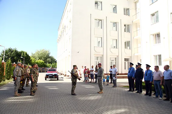 Хмельницькі оперативники повернулися із зони АТО (фото) — фото 2