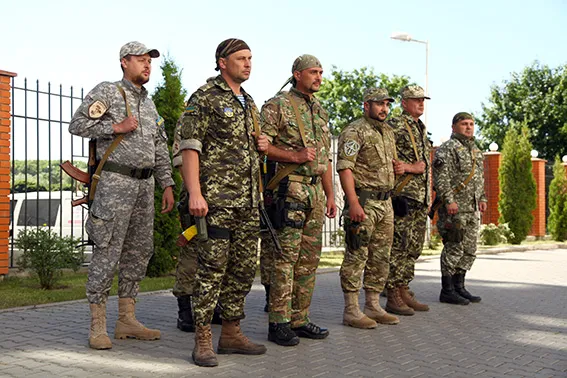 Хмельницькі оперативники повернулися із зони АТО (фото) — фото 3