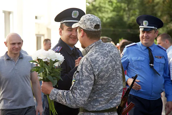 Хмельницькі оперативники повернулися із зони АТО (фото) — фото 6
