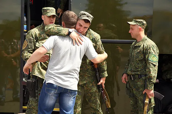 У зону АТО вирушили хмельницькі правоохоронці (фото+відео) — фото 3