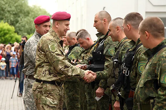 У зону АТО вирушили хмельницькі правоохоронці (фото+відео) — фото 4