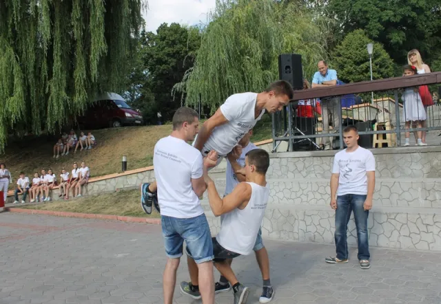 Як у Кам’янці-Подільському відзначили День Молоді (фото) — фото 5